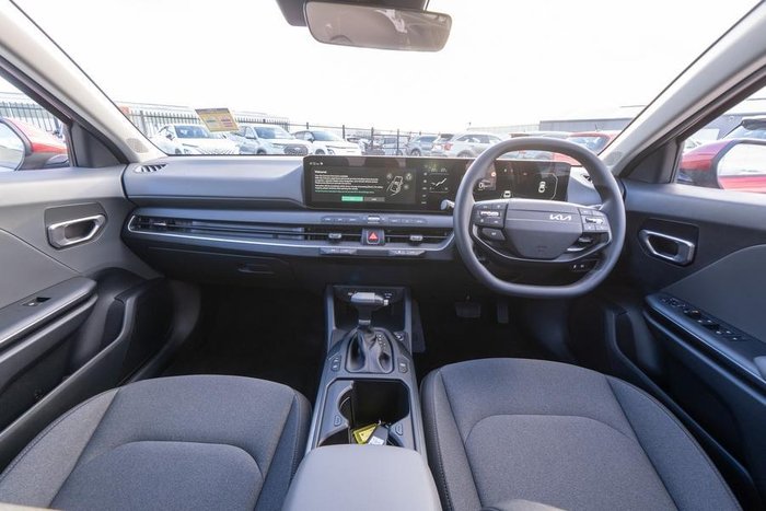 2025 Kia K4 Sport