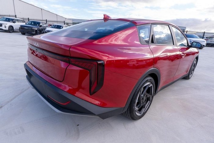 2025 Kia K4 Sport