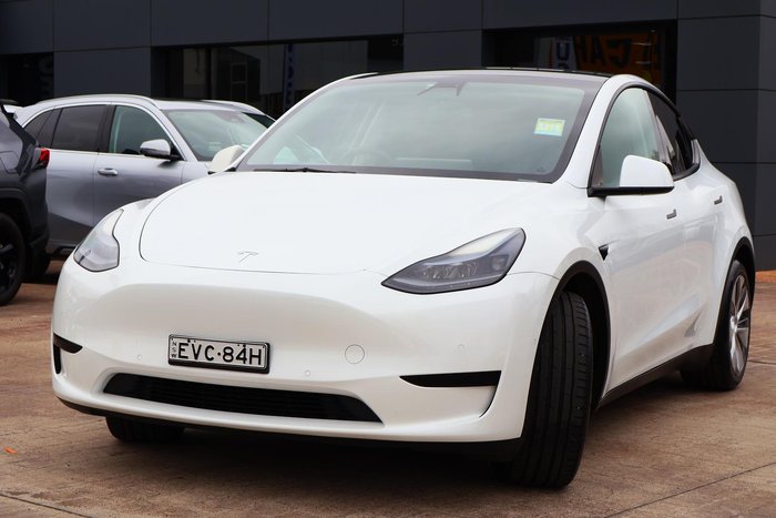 2022 Tesla Model Y Rear-Wheel Drive