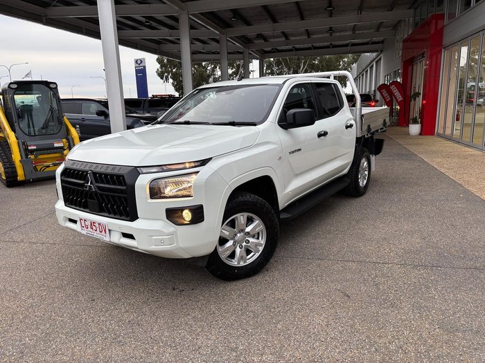 2025 Mitsubishi Triton GLX+