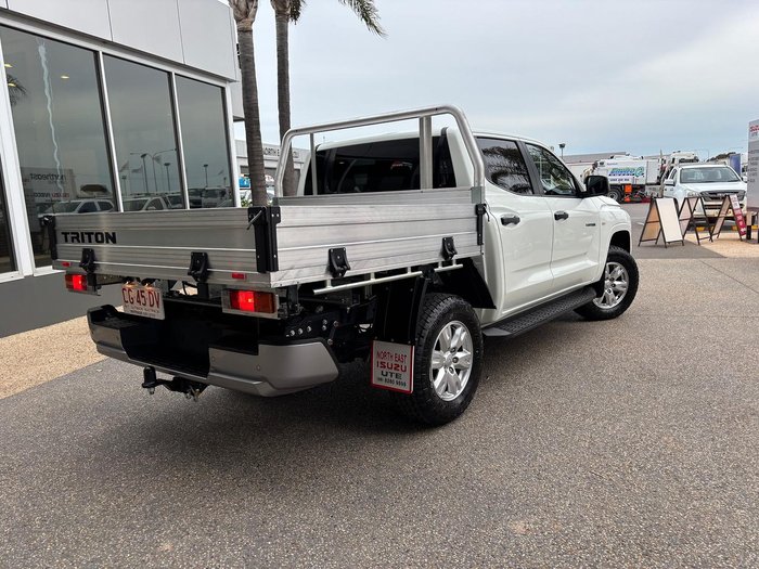 2025 Mitsubishi Triton GLX+