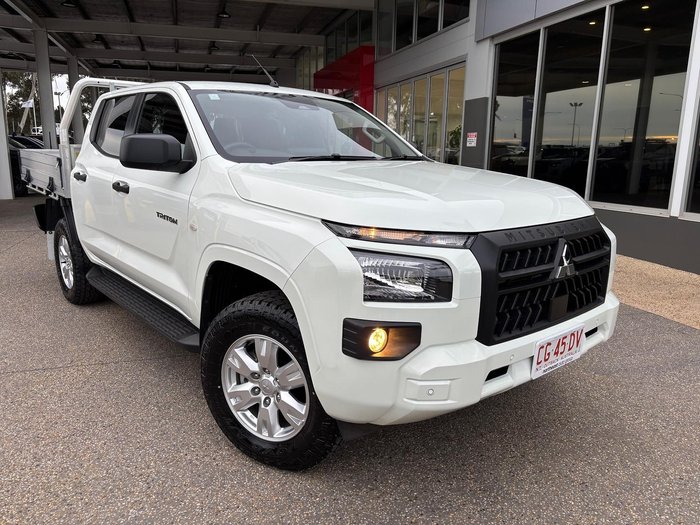 2025 Mitsubishi Triton GLX+