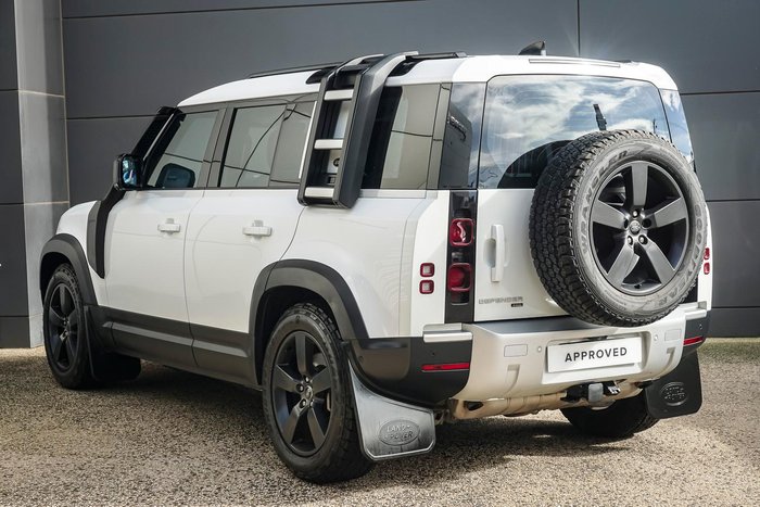 2021 Land Rover Defender 110 P400 S