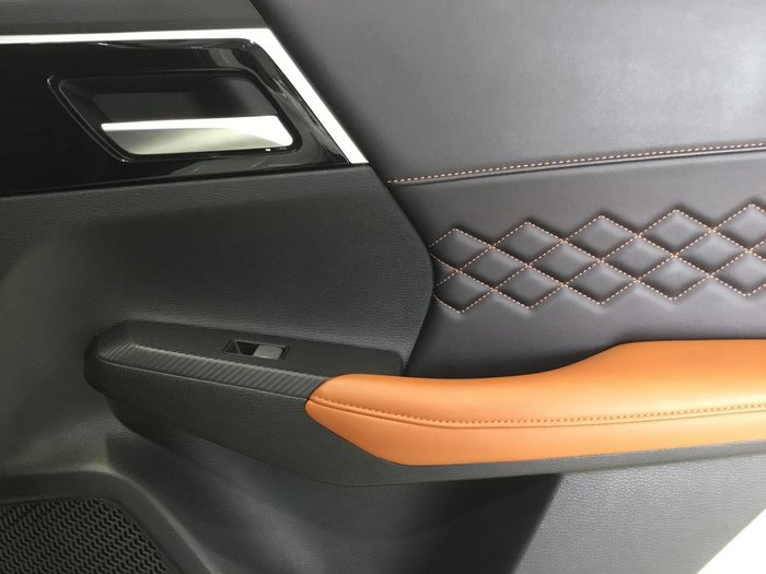 2024 Mitsubishi Outlander Exceed Tourer
