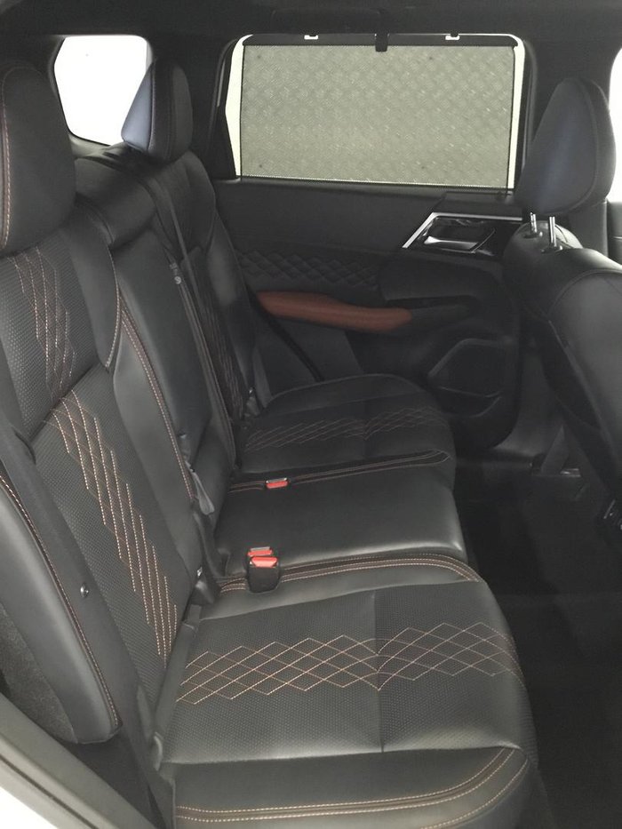 2024 Mitsubishi Outlander Exceed Tourer