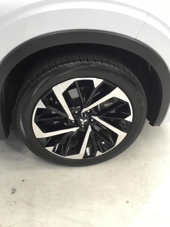 2024 Mitsubishi Outlander Exceed Tourer