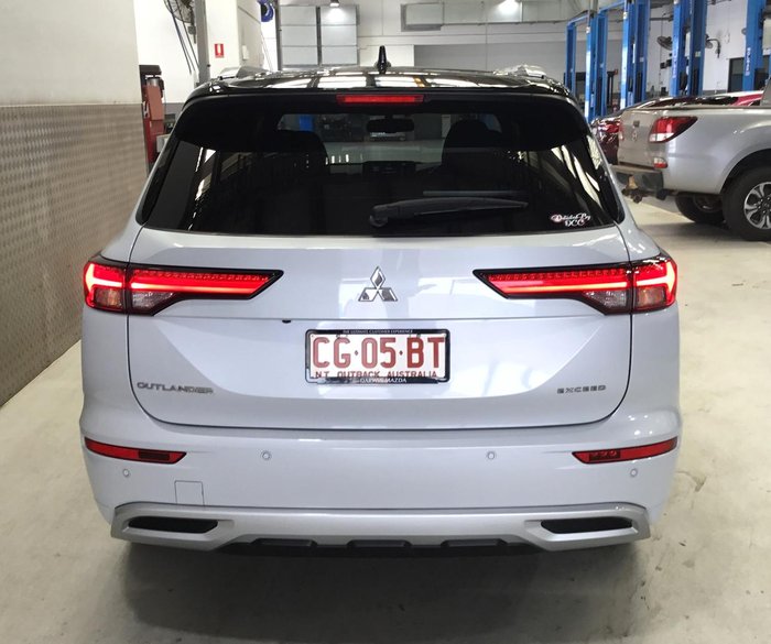 2024 Mitsubishi Outlander Exceed Tourer