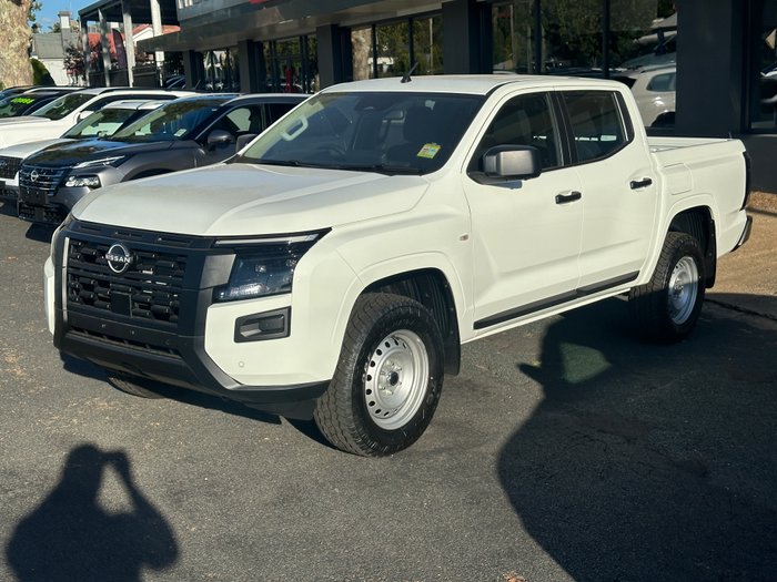 2026 NISSAN NAVARA SL