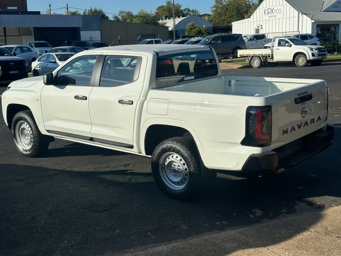 2026 NISSAN NAVARA SL