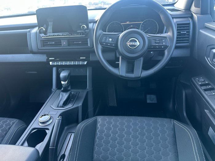 2026 NISSAN NAVARA SL