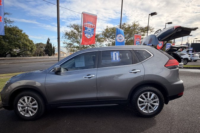 2019 NISSAN X-TRAIL ST (4WD)