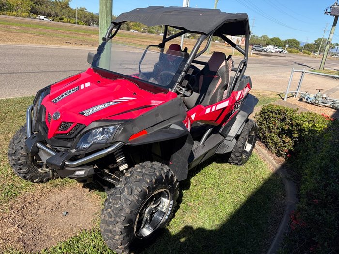 2017 CFMOTO Z1000 Red