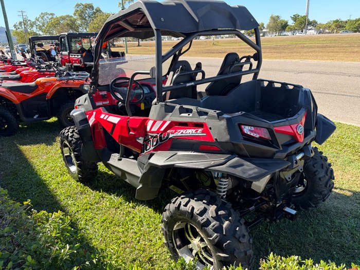 2017 CFMOTO Z1000 Red