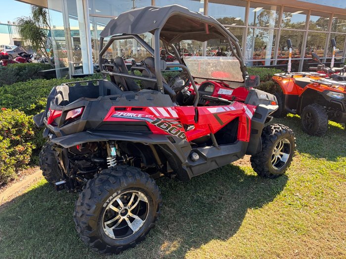2017 CFMOTO Z1000 Red