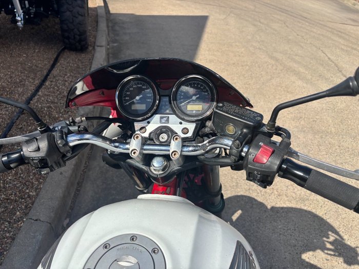 2011 Honda CB400 Red/White