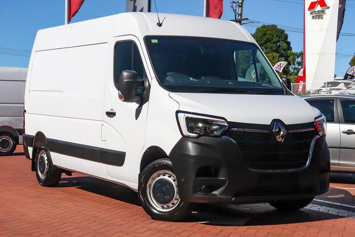 2025 Renault Master