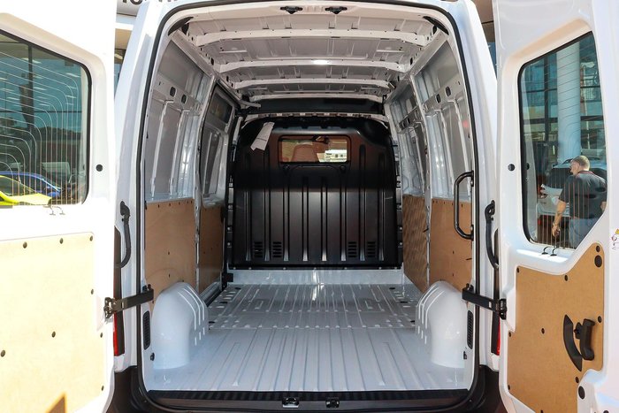 2025 Renault Master Pro 110kW