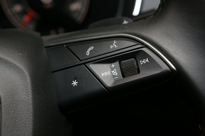 2025 Audi Q5 40 TDI Sport