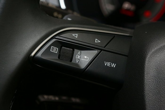 2025 Audi Q5 40 TDI Sport