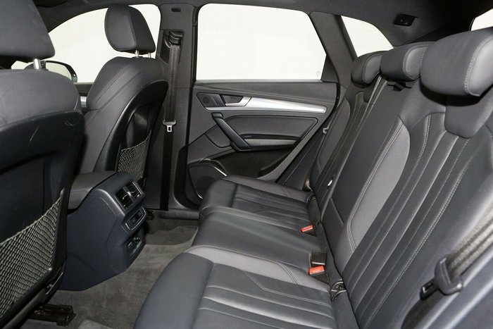 2025 Audi Q5 40 TDI Sport