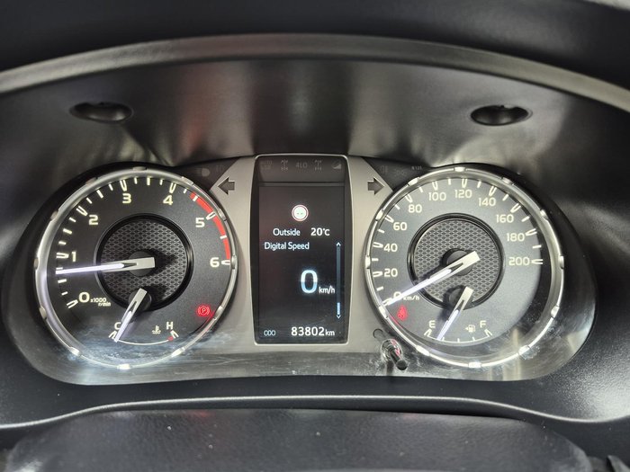 2022 Toyota Hilux SR