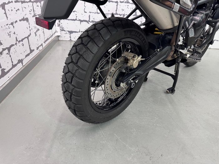 2013 Triumph Tiger 800 XC ABS Tiger Green