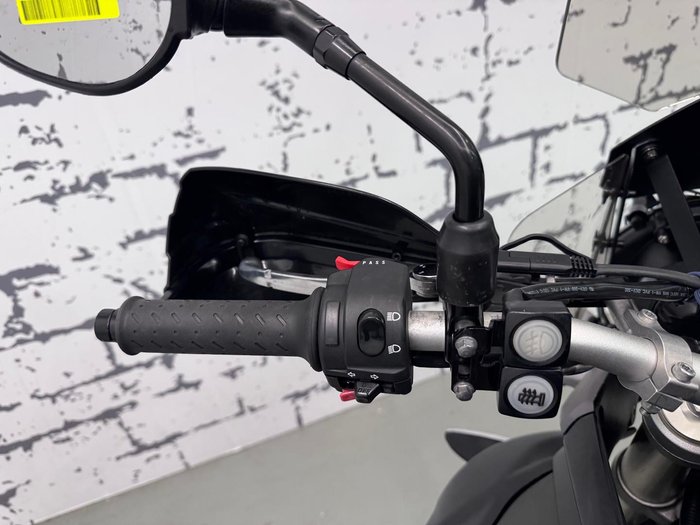 2013 Triumph Tiger 800 XC ABS Tiger Green