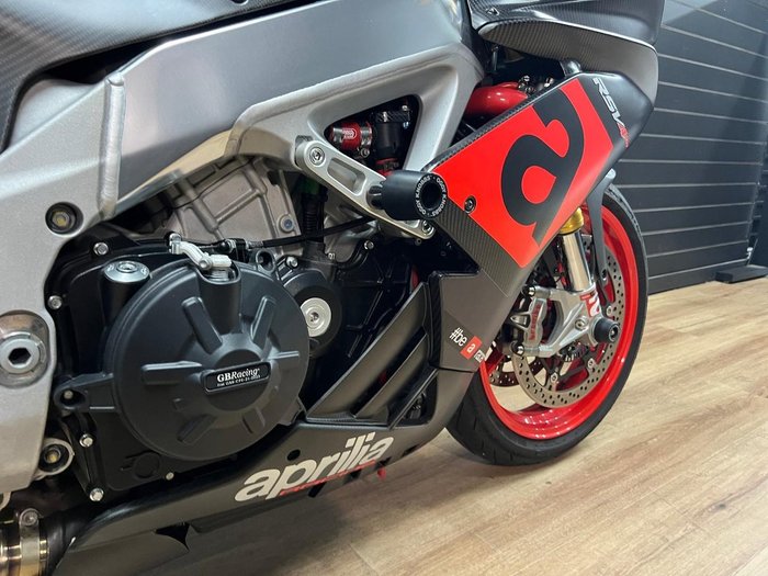 2018 APRILIA RSV4 R Black