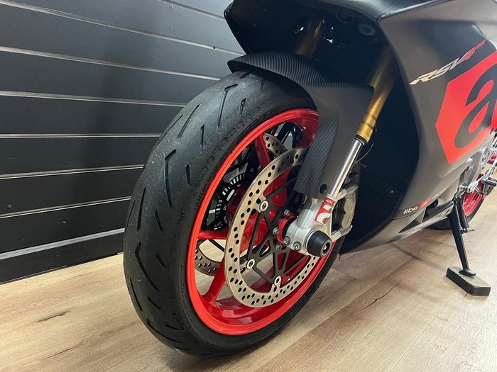 2018 APRILIA RSV4 R Black