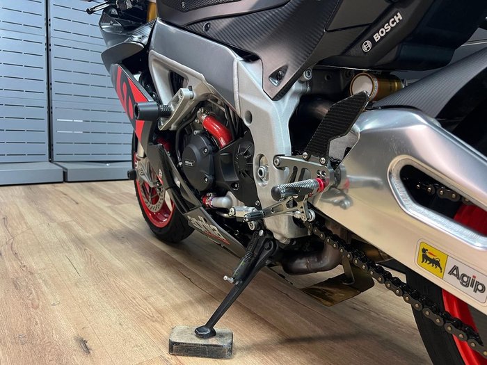 2018 APRILIA RSV4 R Black
