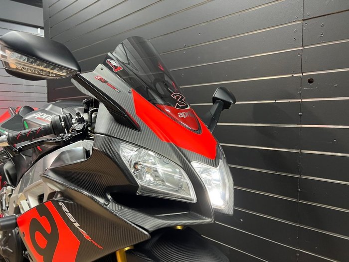 2018 APRILIA RSV4 R Black