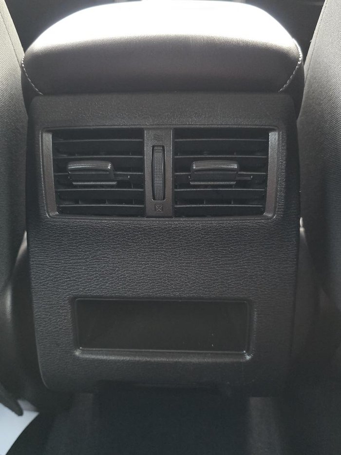 2023 Mitsubishi Outlander LS