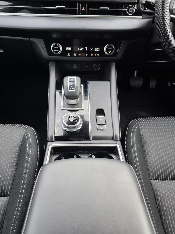 2023 Mitsubishi Outlander LS