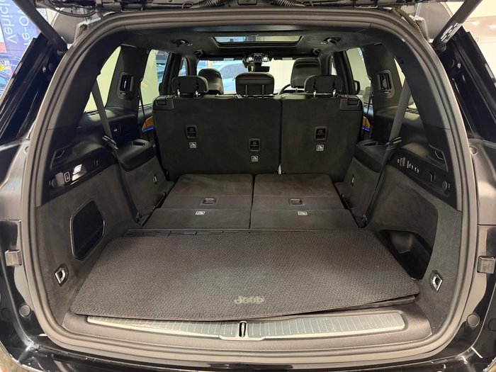 2022 Jeep Grand Cherokee L Summit Reserve