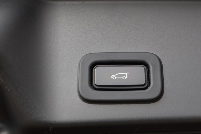 2022 Land Rover Range Rover Evoque P250 R-Dynamic SE