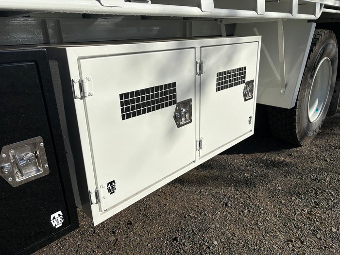 2026 Isuzu F Series FXD 170-355 AT R62