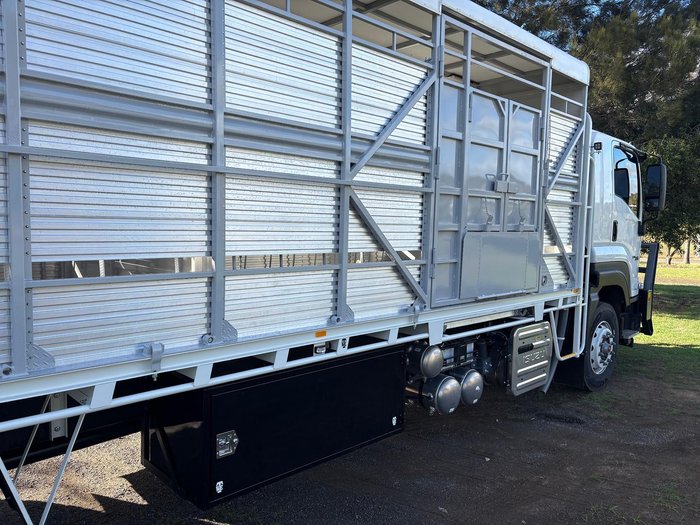 2026 Isuzu F Series FXD 170-355 AT R62