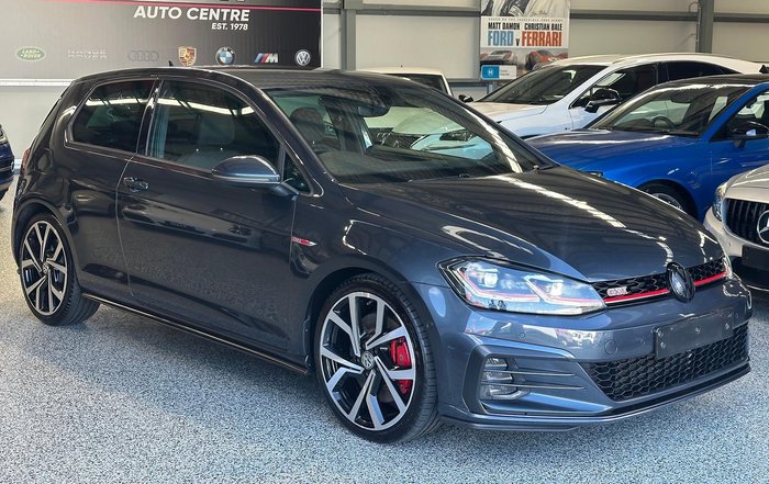 2017 Volkswagen Golf GTI Performance Edition 1