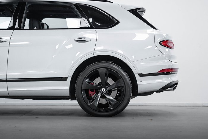 2022 Bentley Bentayga V8