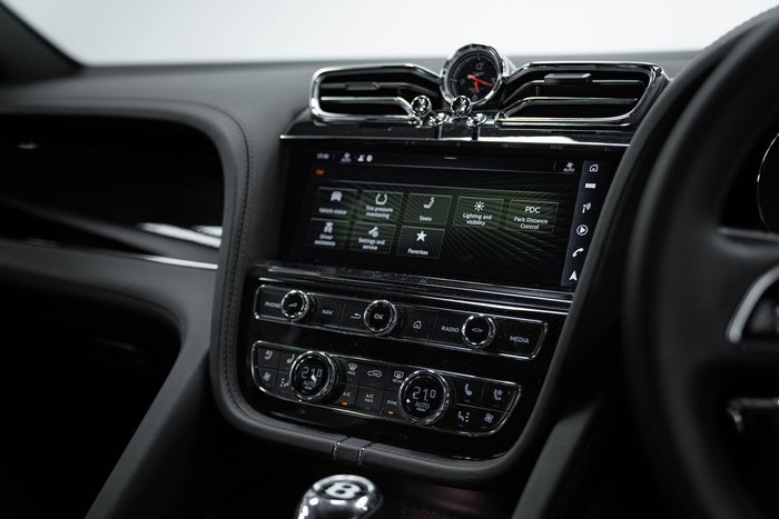 2022 Bentley Bentayga V8