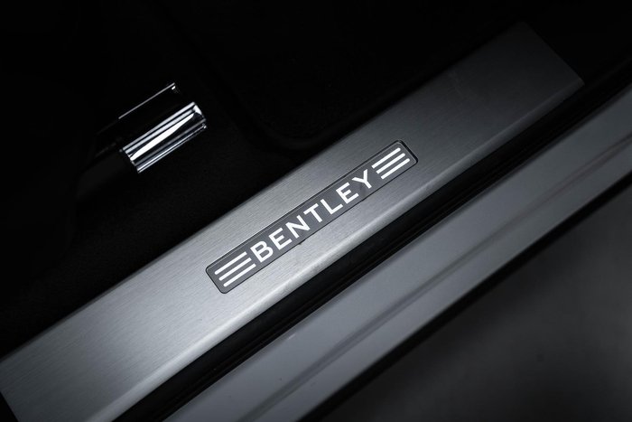 2022 Bentley Bentayga V8