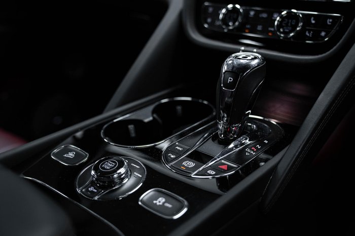 2022 Bentley Bentayga V8