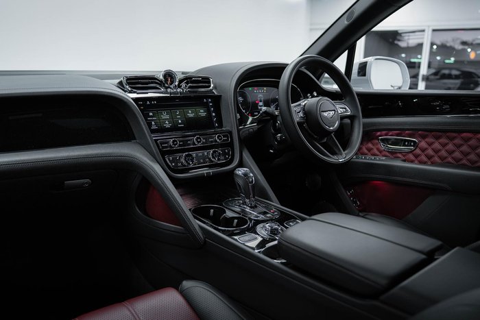 2022 Bentley Bentayga V8