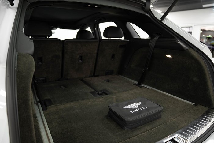 2022 Bentley Bentayga V8
