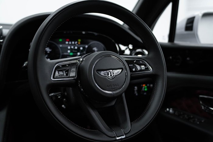 2022 Bentley Bentayga V8