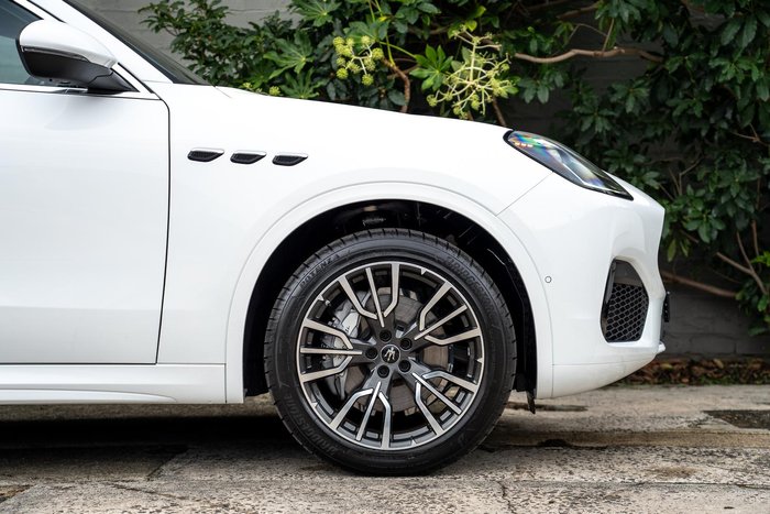 2025 Maserati Grecale