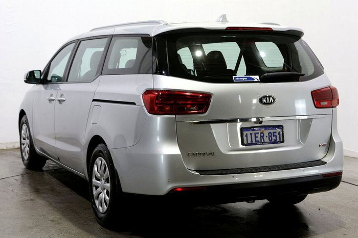 2019 Kia Carnival S