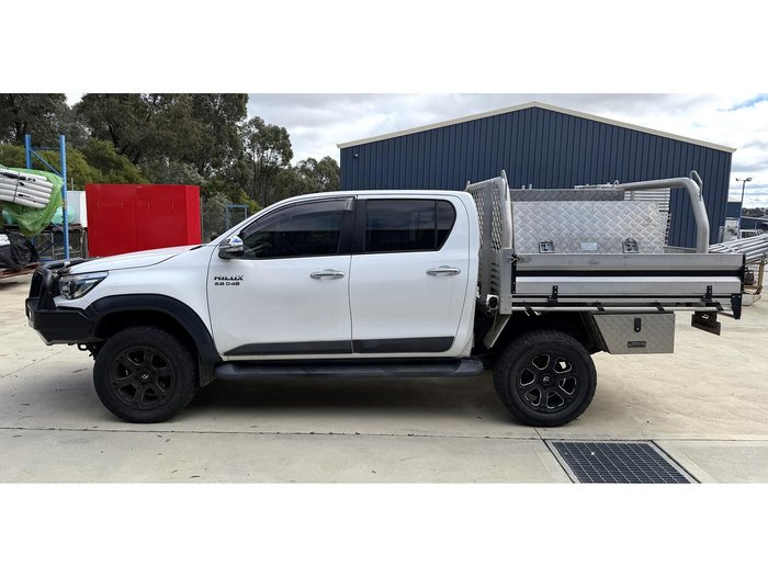 2017 Toyota Hilux SR5