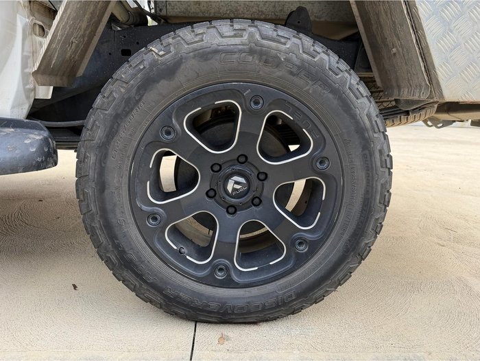 2017 Toyota Hilux SR5