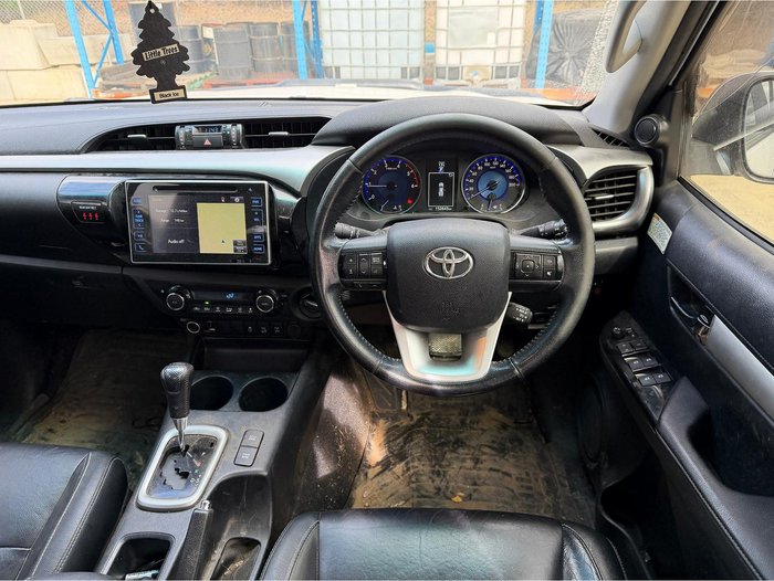 2017 Toyota Hilux SR5